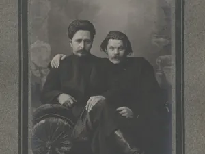 Писатели, литературные критики